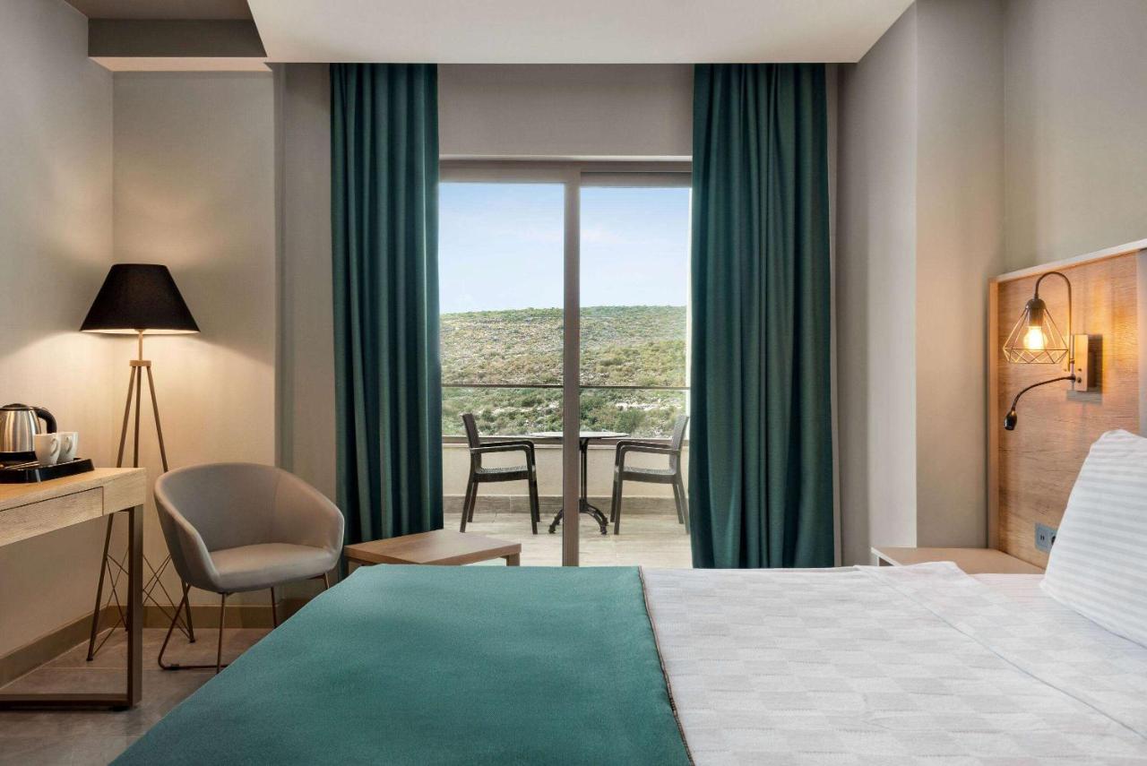 Ramada Resort By Wyndham Kizkalesi Bagian luar foto